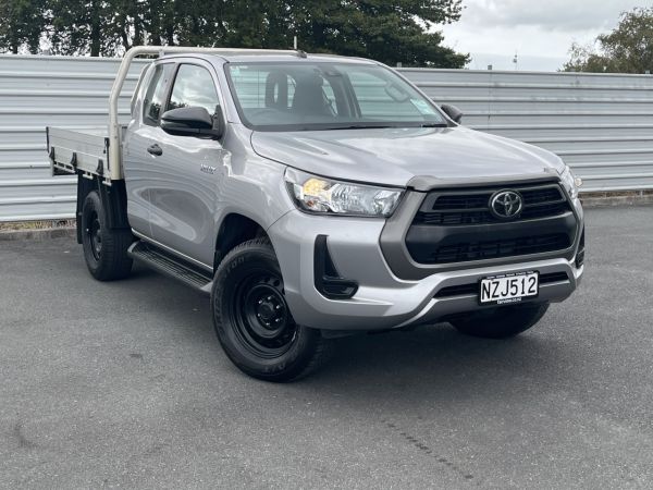 2022 Toyota Hilux SR | Turbo Diesel | 2.8Dt | 4X4 image