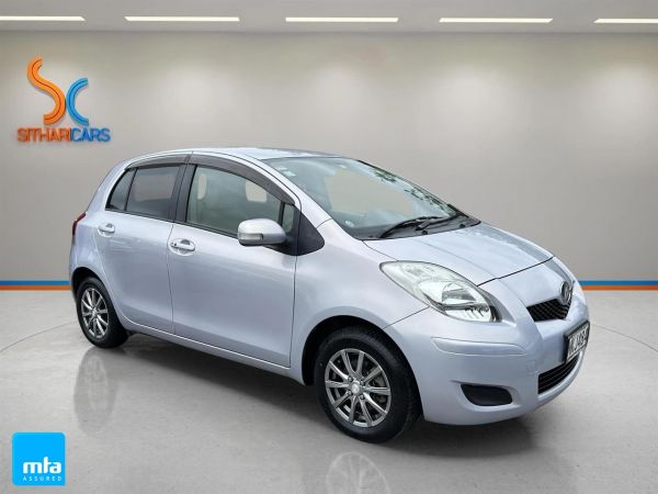 2008 Toyota Vitz Hatchback 1.3 PUSH START image