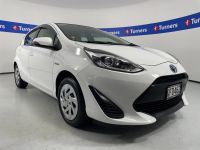 Image for 2018 Toyota Aqua Hatchback