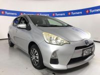 Image for 2013 Toyota Aqua Hatchback