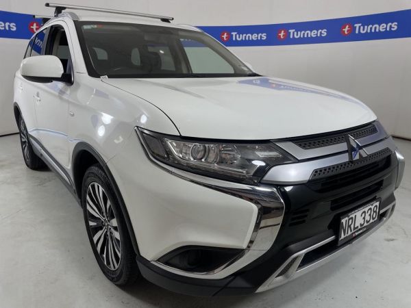 2021 Mitsubishi Outlander SUV LS image