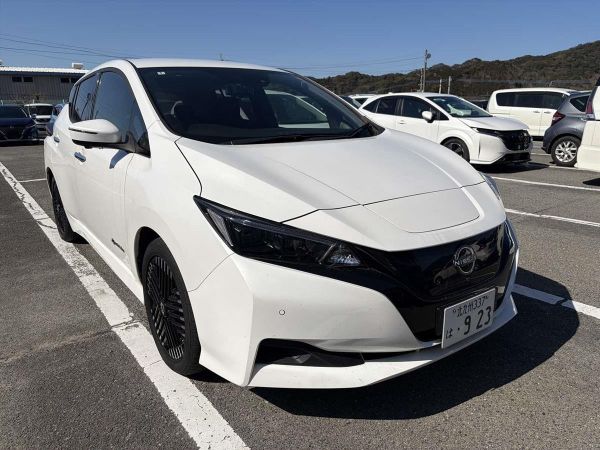 2022 Nissan Leaf Hatchback X V Selection (40kWh) image