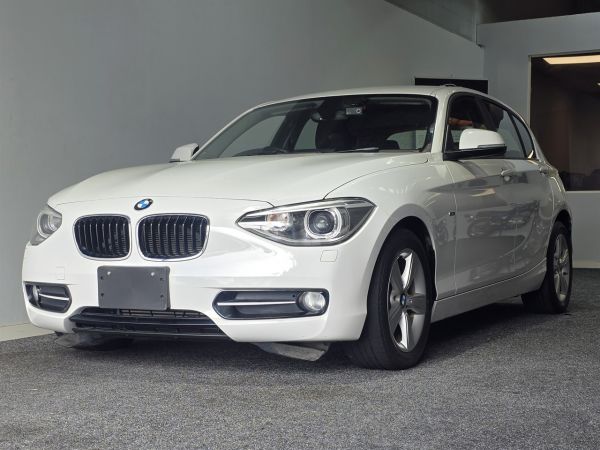 2014 BMW 116I Hatchback SPORTS / F20 NEW SHAPE image