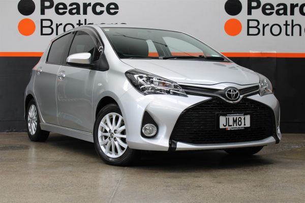 2014 Toyota Yaris Hatchback ZR LOW KMS HATCH image