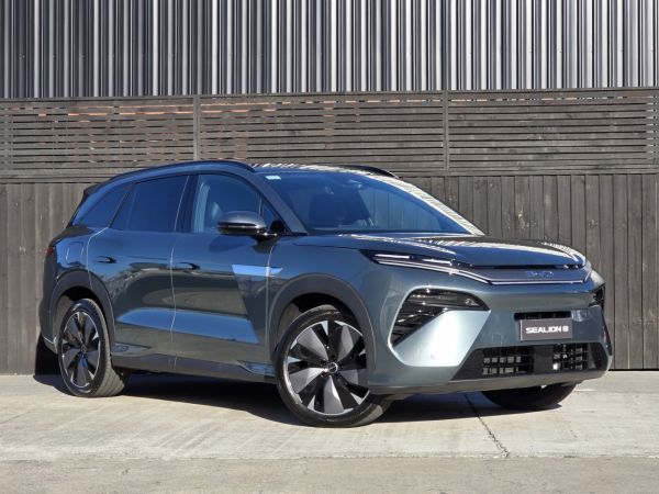 2026 BYD SEALION 8 Dynamic Phev image