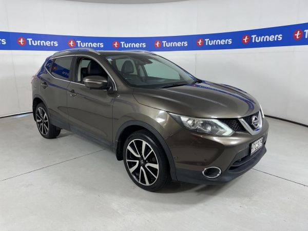 2014 Nissan Qashqai SUV TI image