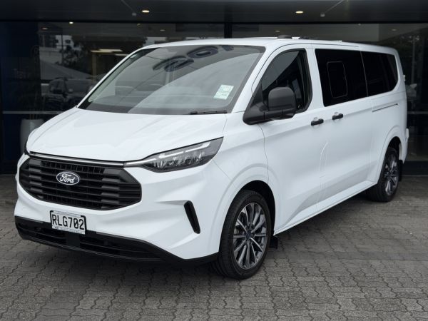 2025 Ford Transit 320L Bus 2.0D/8At image