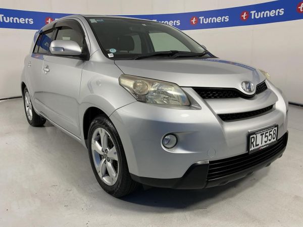 2008 Toyota IST Wagon image