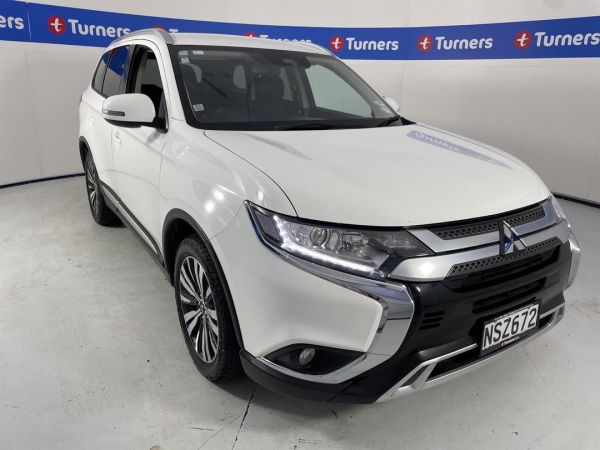 2021 Mitsubishi Outlander SUV XLS image