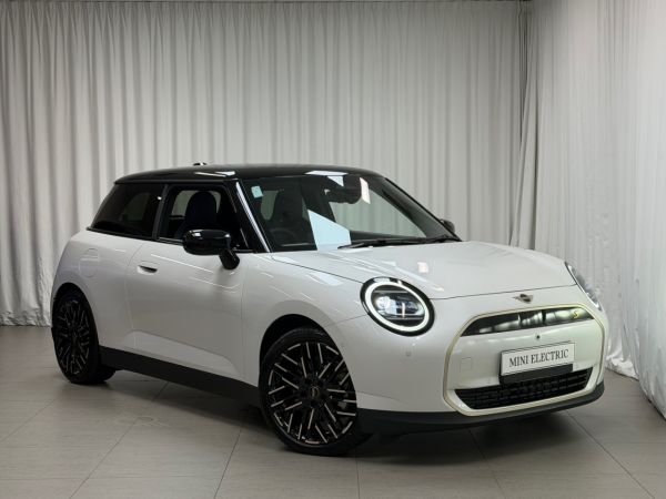 2026 MINI Cooper 22GC SE 3Door Favoured image