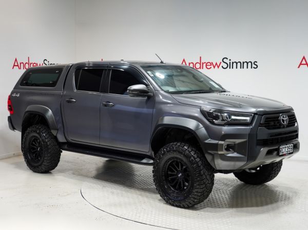 2023 Toyota Hilux SR5 Cruiser Wide Track 2.8D 4WD 4Dr Ute image