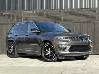 Image for 2026 Jeep Grand Cherokee Summit