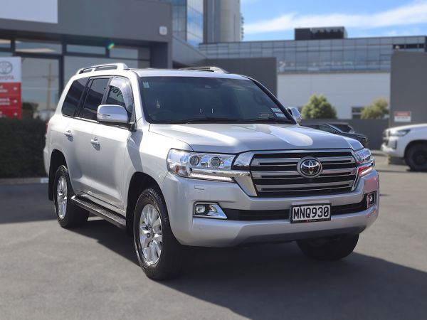 2019 Toyota Land Cruiser 200 VX 4WD 4.5TD SUV image