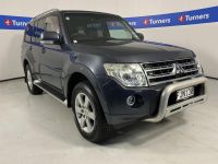 Image for 2010 Mitsubishi Pajero SUV Exceed