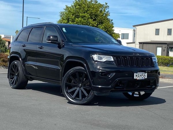 2019 Jeep Grand Cherokee SUV Overland 3.0D/4WD image