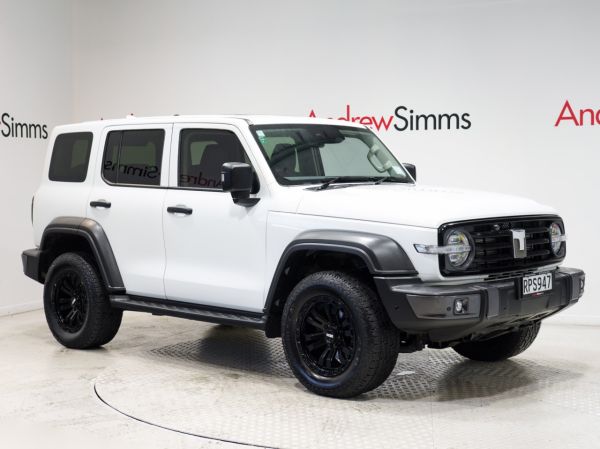 2024 GWM Tank 300 Ultra 2.0P 4WD HEV 9A 5Dr SUV image