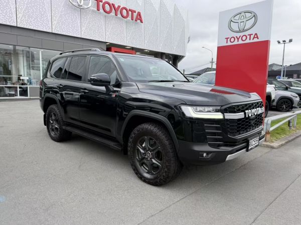 2025 Toyota Land Cruiser Gr Sport 3.3Dt/4Wd image