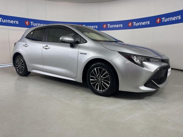 2018 Toyota Corolla Hatchback Sport Hybrid image