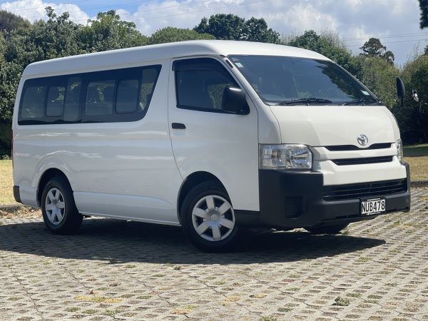 2015 Toyota Hiace People Mover 10 SEATER, 2.7L PETROL image