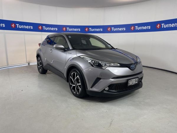 2017 Toyota C-HR Wagon image