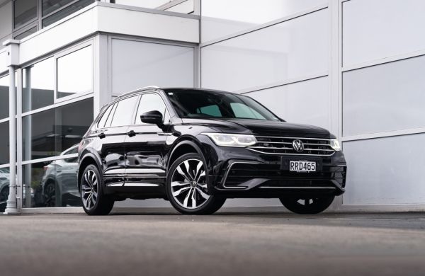 2024 Volkswagen Tiguan R-Line 4Motion 180kW Petrol Auto image