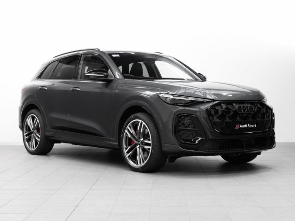 2026 Audi Q5 E-Hybrid S-Line 4WD image