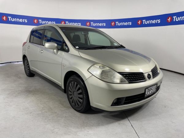 2007 Nissan Tiida Hatchback image