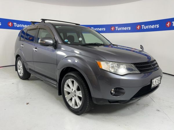 2010 Mitsubishi Outlander Wagon image