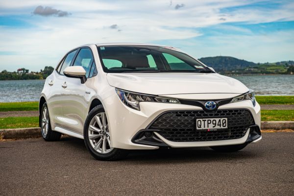 2024 Toyota Corolla GX 1.8P HEV CVT FWD image