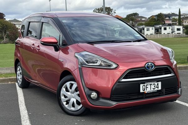 2016 Toyota Sienta People Mover HYBRID 7 SEATER 1.5 PETROL image