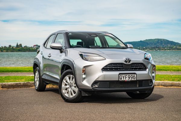 2024 Toyota Yaris Cross GX 1.5P Hybrid image