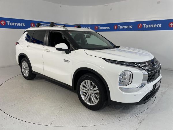 2022 Mitsubishi Outlander SUV LS image