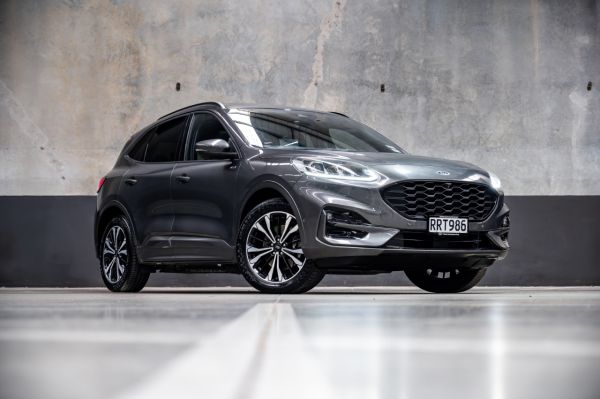 2021 Ford Escape St-Line X Plug in Hybrid PHEV image