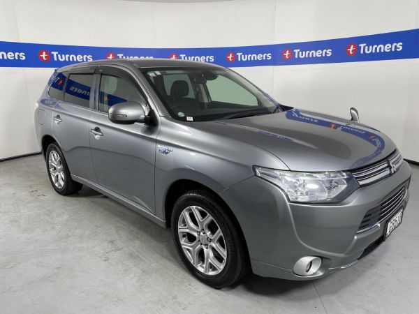 2014 Mitsubishi Outlander Wagon PHEV image