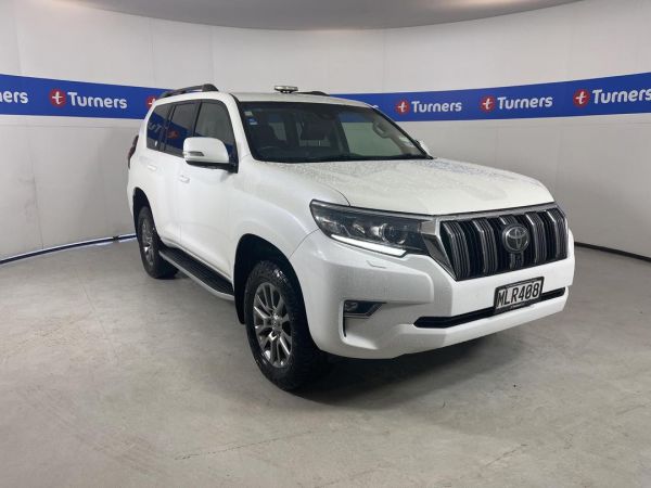 2019 Toyota Landcruiser Prado SUV VX image