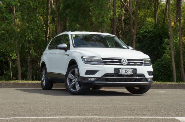 2018 Volkswagen Tiguan Allspace Tsi Hl 4m 2 image