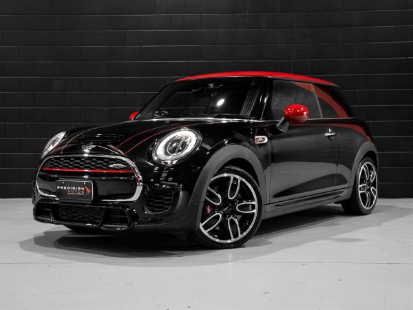2017 Mini Cooper Hatchback S JCW John Cooper Works image