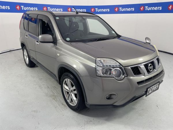 2010 Nissan X-Trail Wagon image