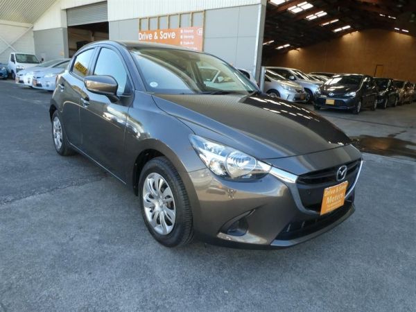 2018 Mazda Demio image