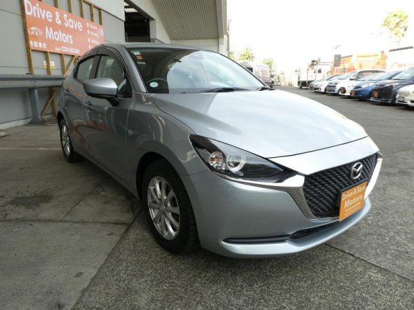 2020 Mazda 2 15S image