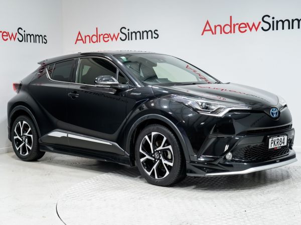 2017 Toyota C-HR 1.8L Hybrid 4Dr image