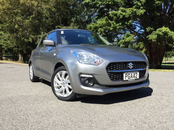 2022 Suzuki Swift GL 1.2L PETROL image