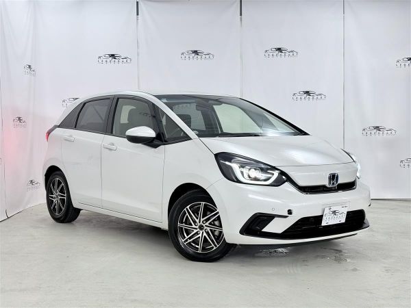 2021 Honda Fit 1.5 E:HEV Hybrid,Carplay,Reverse Camera image