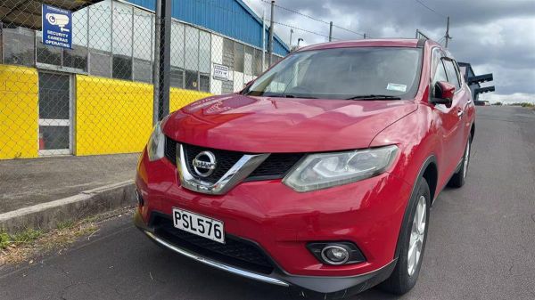 2014 Nissan X-Trail 4WD/7 SEATS/LEATHER SEATS!! image