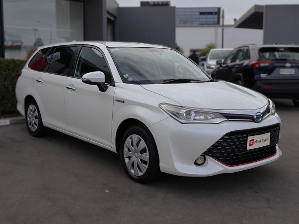 2017 Toyota Corolla Fielder 1.5 Hybrid  G Plus Red 5 Dr Wagon CVT 2WD (NKE165G-AWXEBR-1) image
