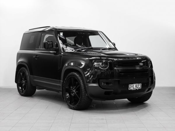 2021 Land Rover Defender 90 D300 SE 3L Turbo DIesel 4WD image