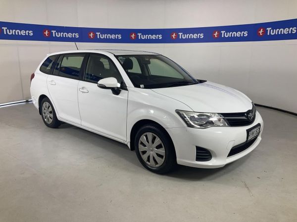 2015 Toyota Corolla Wagon GX image