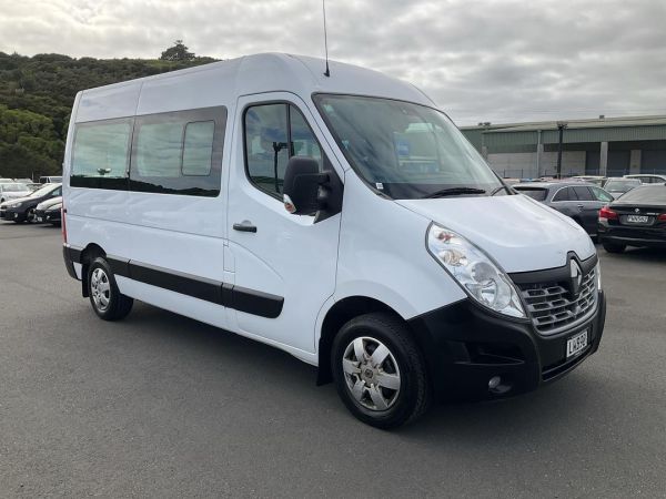 2018 Renault Master Van L2H2 image