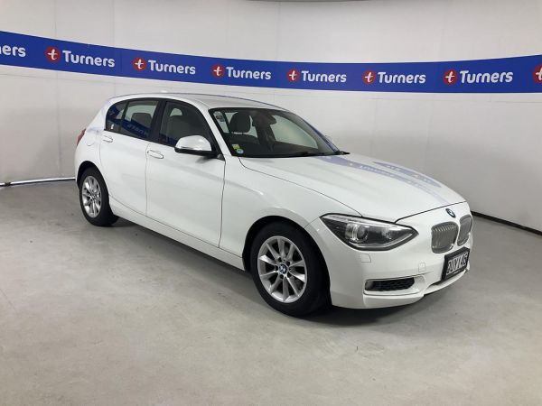 2014 BMW 116I Hatchback image