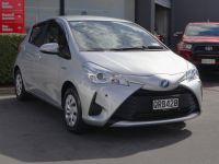 Image for 2019 Toyota Vitz Hybrid F, Hatchback